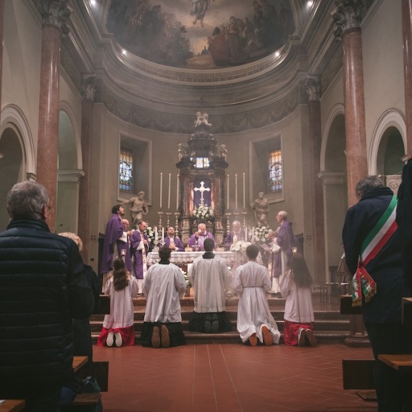 Pensando a un fratello sacerdote che&nbsp;parte…