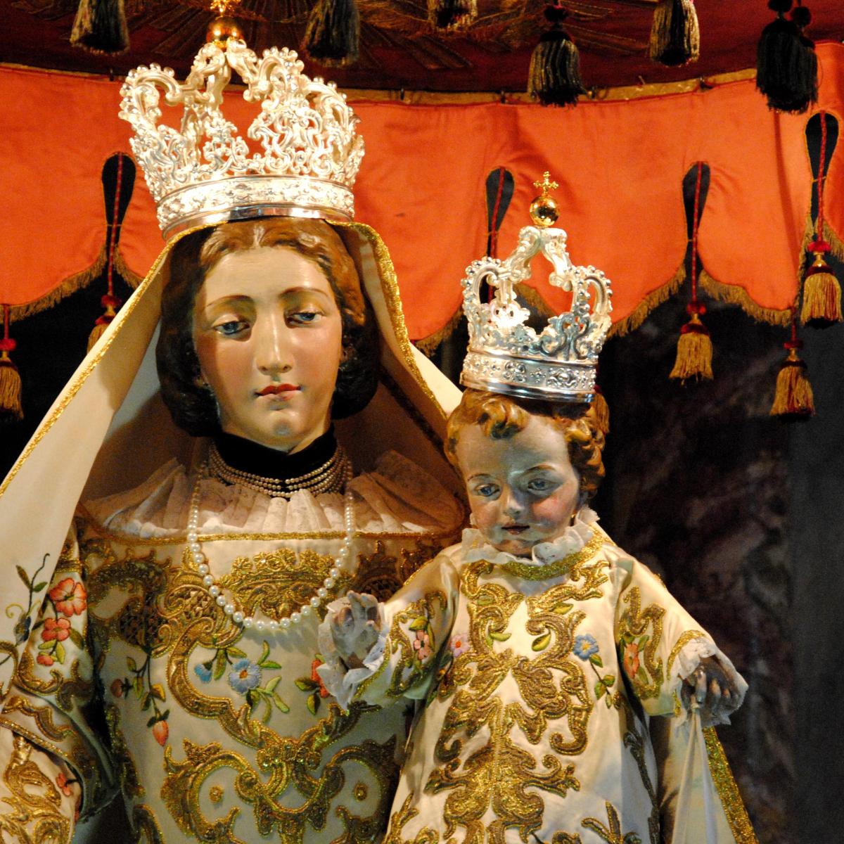 Contemplare il volto splendido di Gesù come fece Maria, Madre della&nbsp;contemplazione